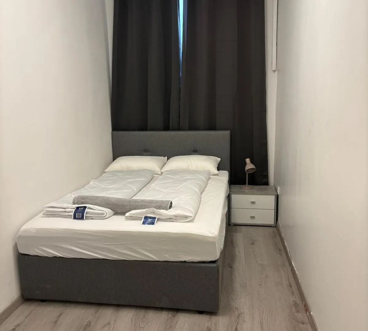 וינה Hernals Hotel 0*,