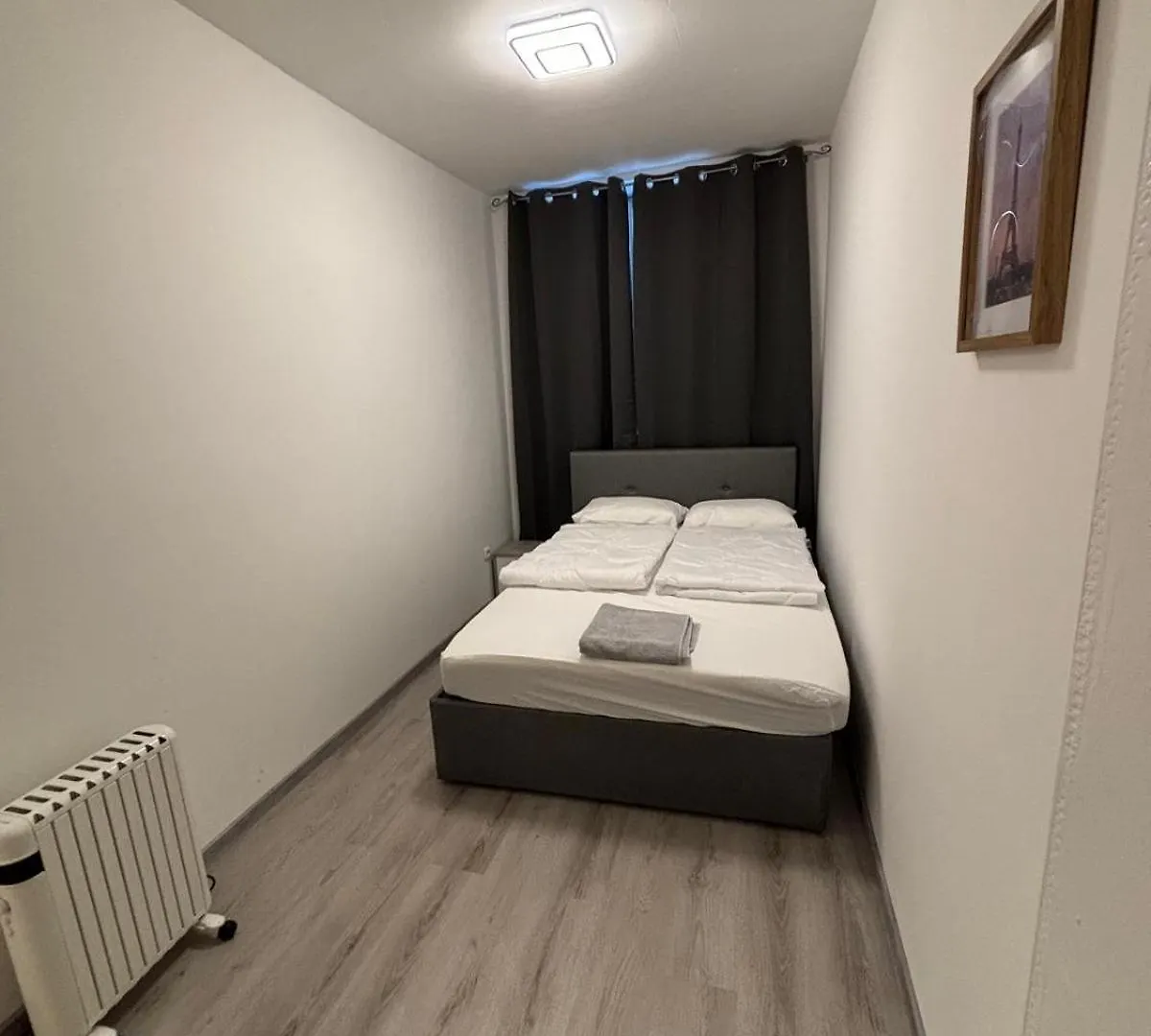 וינה Hernals Hotel אוסטריה